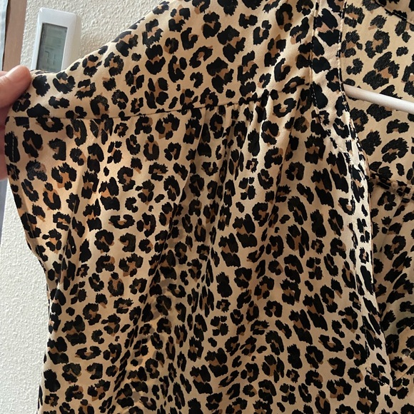 Banana Republic Leopard Print Shirt - Picture 3 of 4